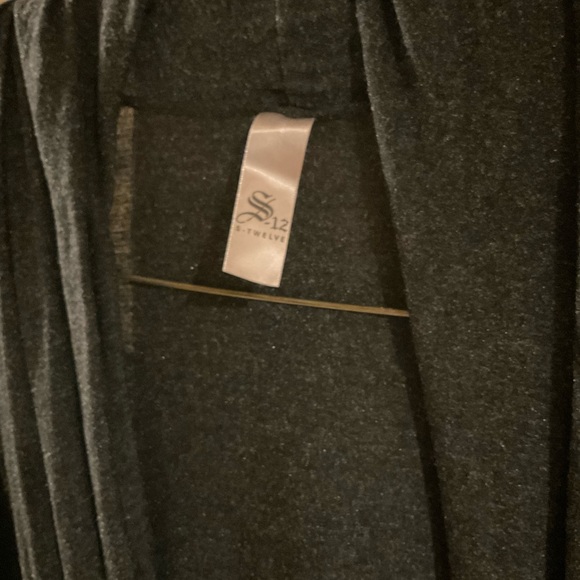 S-Twelve Dark Grey long sweater “Love your life” with rhinestones Wings & Roses - Picture 6 of 8